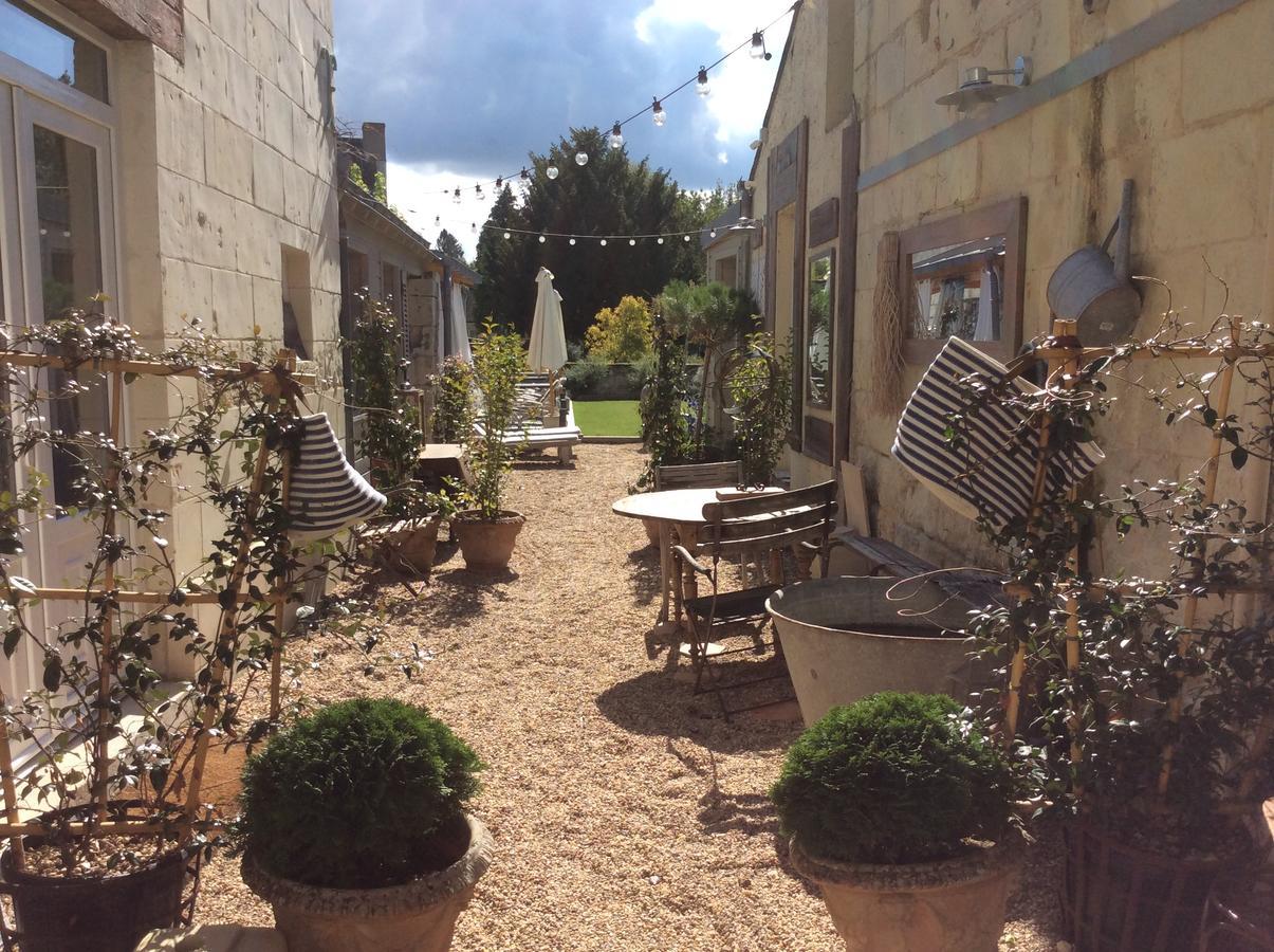 Appartements & Spa De La Marine Loire Montsoreau Exterior photo